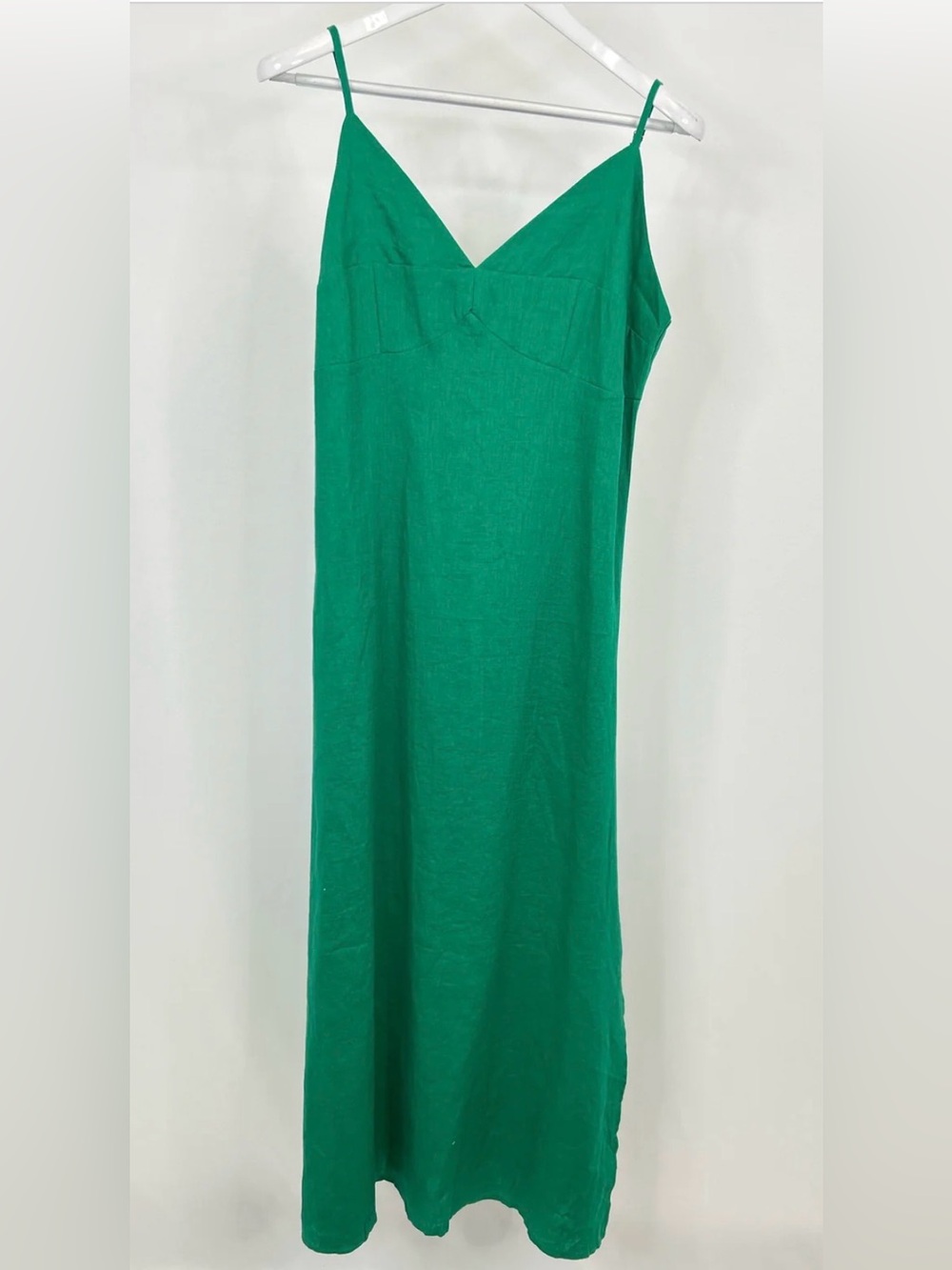 Beulah Green Slip Maxi Dress with V-Neck, Small